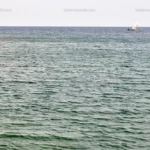 Pêcheur en voilier au large de Maswa. 381529439
